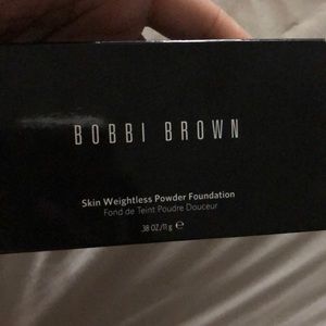 Bobbi brown powder foundation